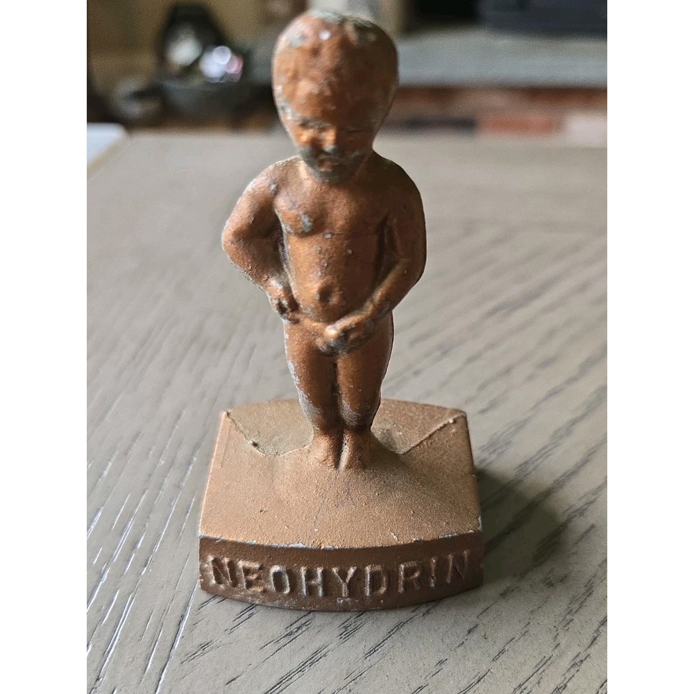 Neohydrin Lakeside Peeing Boy Pharmaceutical Advertising Figure Paper Weight